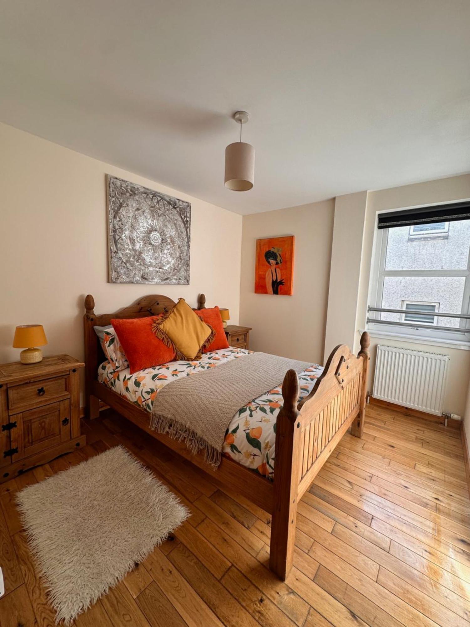 City Centre Apartment Next To Bus And Train Station Inverness Esterno foto